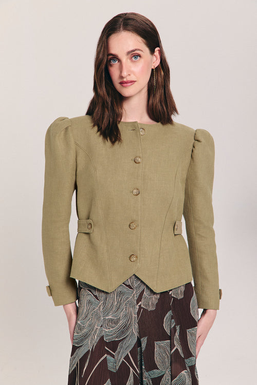 Chaqueta de ramio verde entallada con manga abullonada